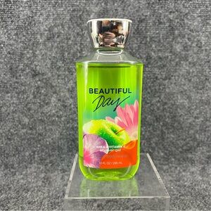Bath & Body Works Beautiful Day Shower Gel 10oz Green